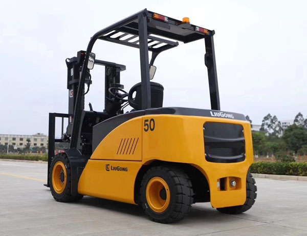 1679627355482624.jpg 叉車1.jpg